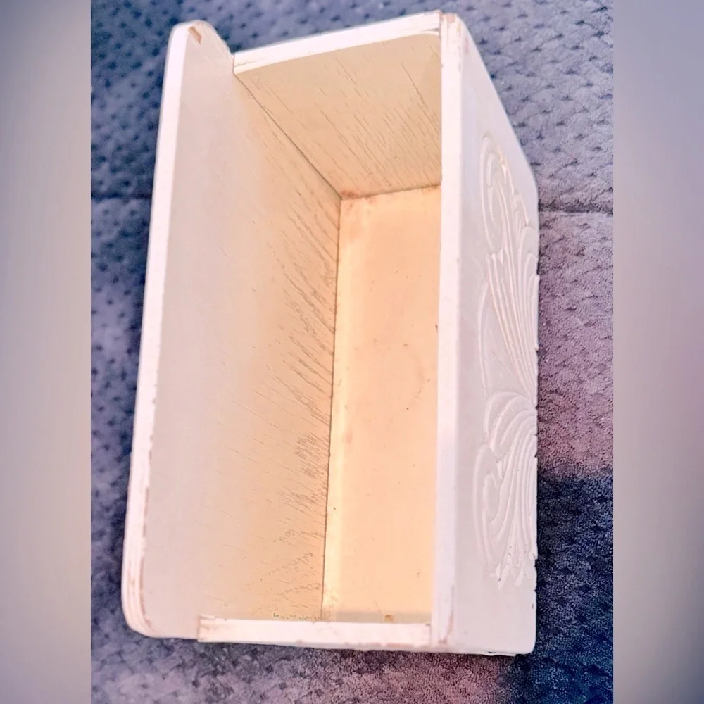 SHABBY CHIC Wooden Vintage Ivory Chippy Painted Desk Organizer Wood Box Mail Bin
